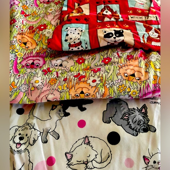 Scrub Tops Scrub Tops Scrub Tops - Picture 4 of 4